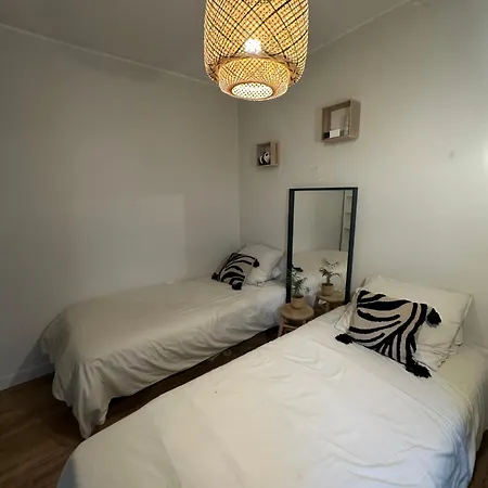 Apparemment Au Bord De Paris Apartman *