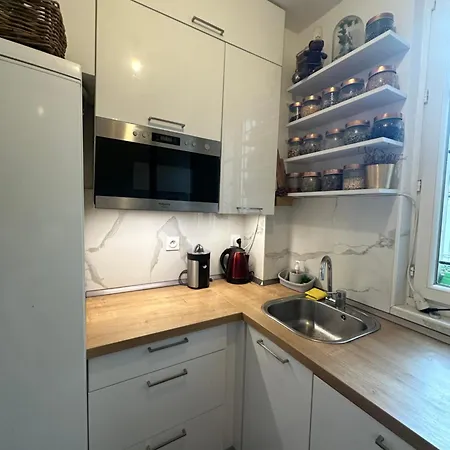 Apparemment Au Bord De Paris Apartment *